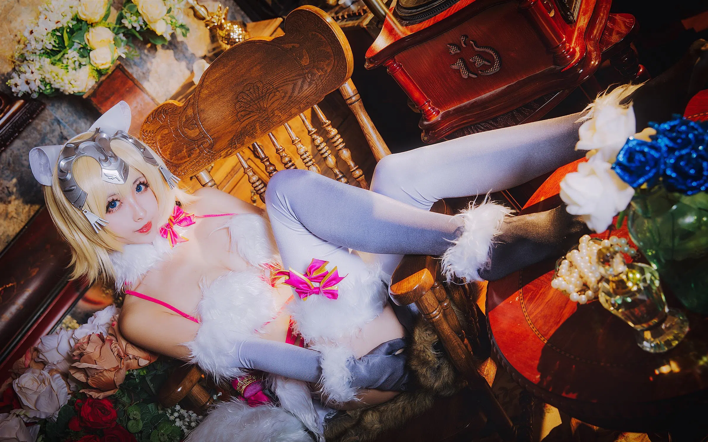 C:/Users/Administrator/Desktop/girls\rioko凉凉子 – 白色贞德 [16P-12.36 MB]\16.webp
