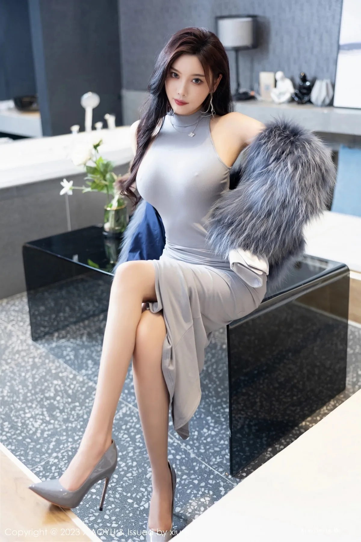 图片[46]-[XiaoYu画语界]Vol.1051_女神杨晨晨Yome性感灰色真空连衣长裙秀完美丰腴身材诱惑写真87P-blog.zhu.ee