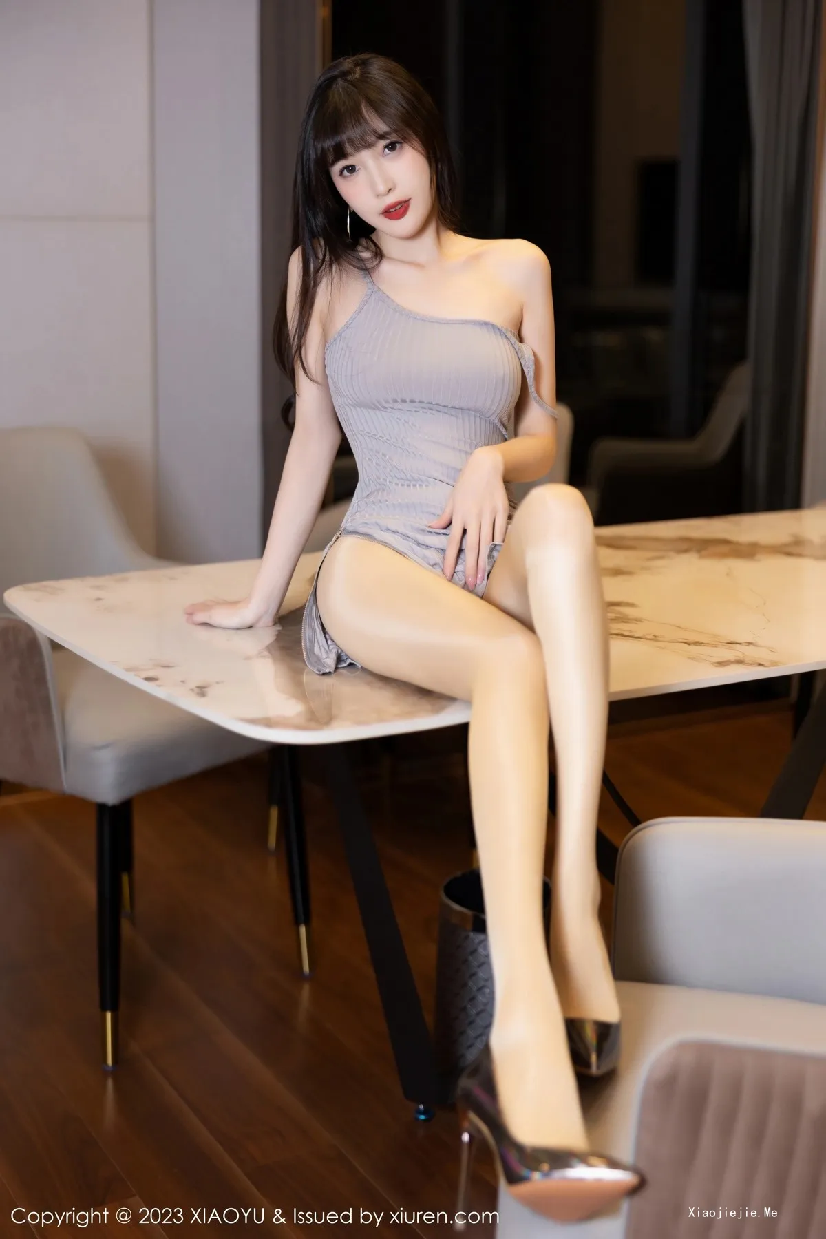 图片[22]-[XiaoYu画语界]Vol.986_模特林星阑性感灰色吊带裙配超薄无内肉丝秀曼妙身姿诱惑写真83P-blog.zhu.ee