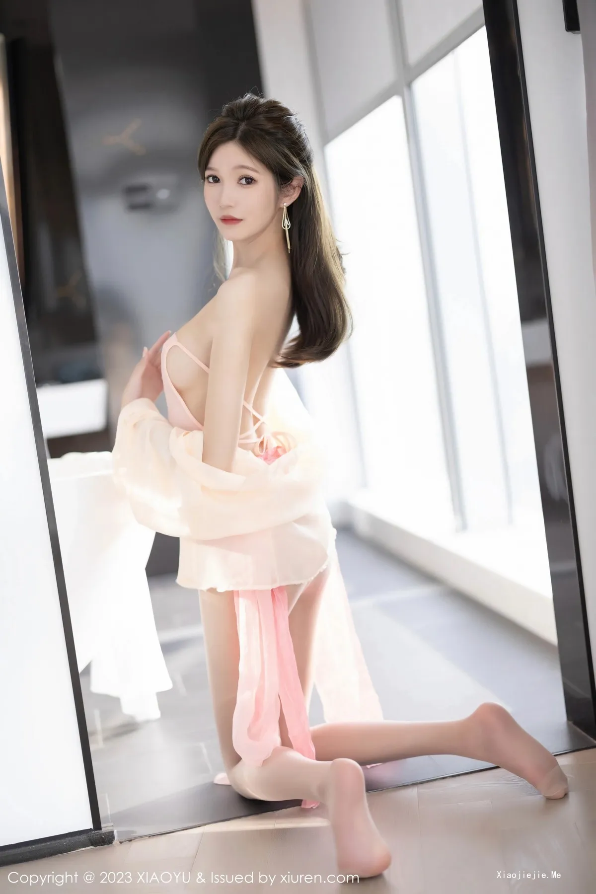图片[70]-[XiaoYu画语界]Vol.1050_模特程程程白色吊带长裙+粉红色薄纱布兜秀曼妙身姿诱惑写真88P-blog.zhu.ee