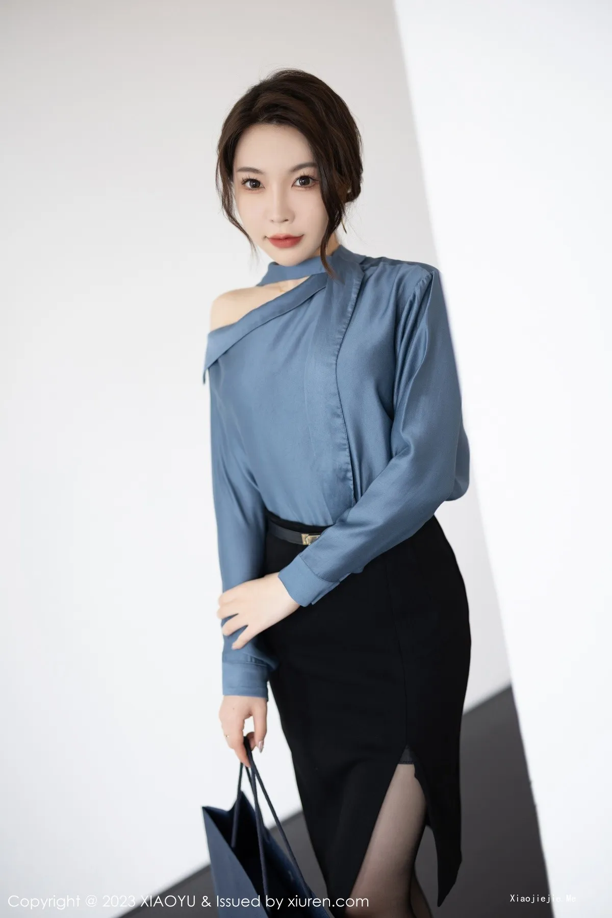 [XiaoYu画语界]Vol.979_女神徐莉芝Booty脱制服露性感黑色蕾丝内衣配超薄黑丝诱惑写真86P-blog.zhu.ee
