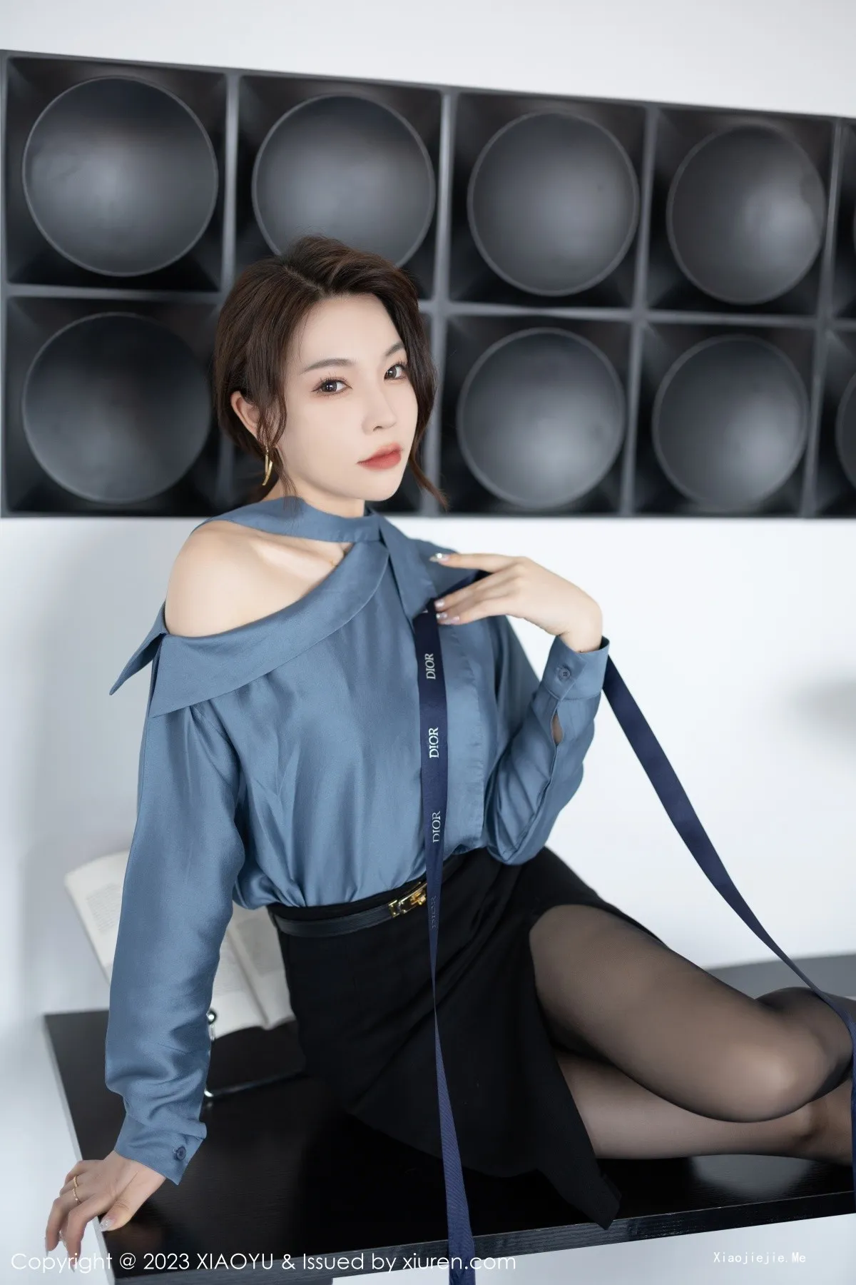 图片[14]-[XiaoYu画语界]Vol.979_女神徐莉芝Booty脱制服露性感黑色蕾丝内衣配超薄黑丝诱惑写真86P-blog.zhu.ee