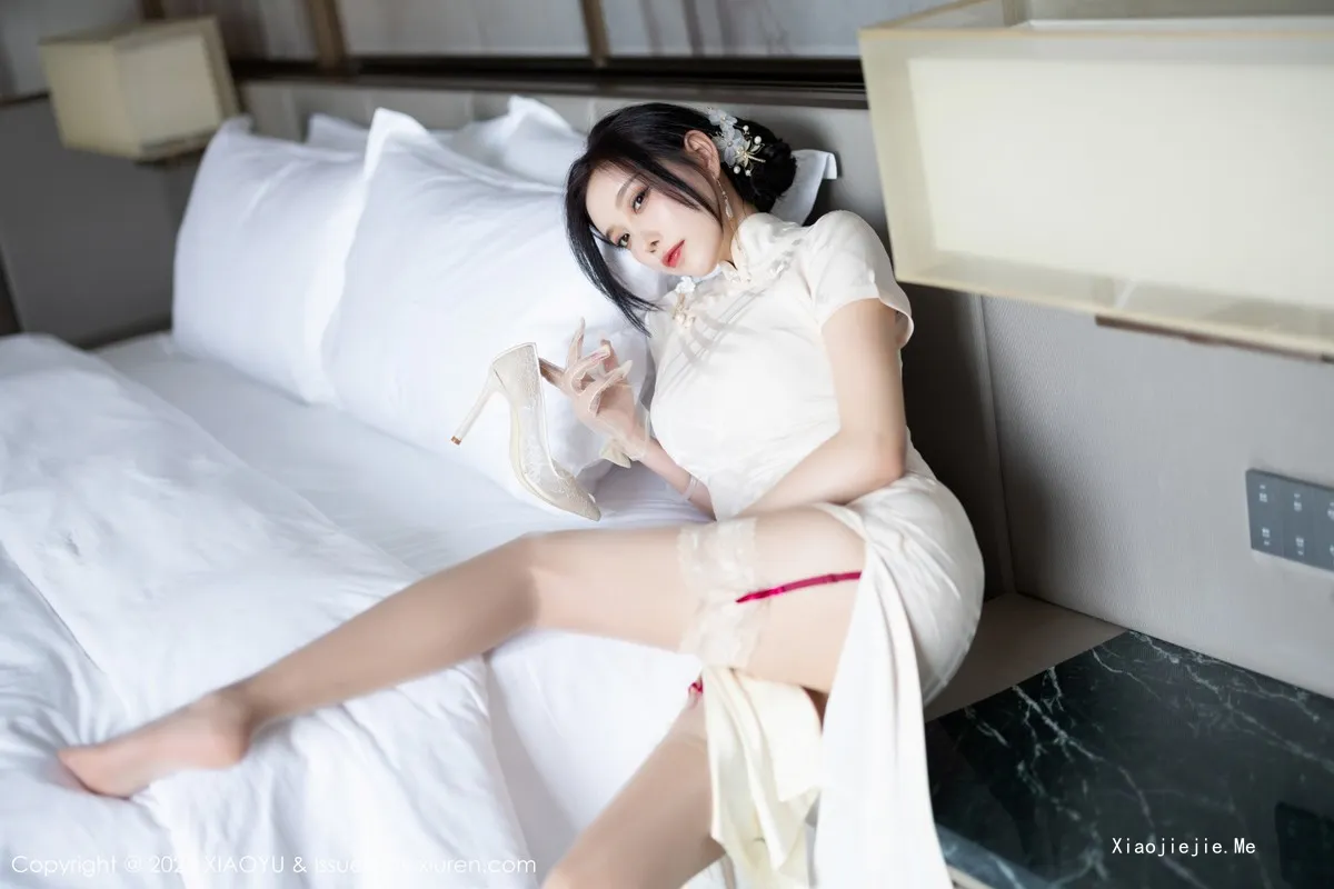 图片[46]-[XiaoYu画语界]Vol.979_女神徐莉芝Booty脱制服露性感黑色蕾丝内衣配超薄黑丝诱惑写真86P-blog.zhu.ee