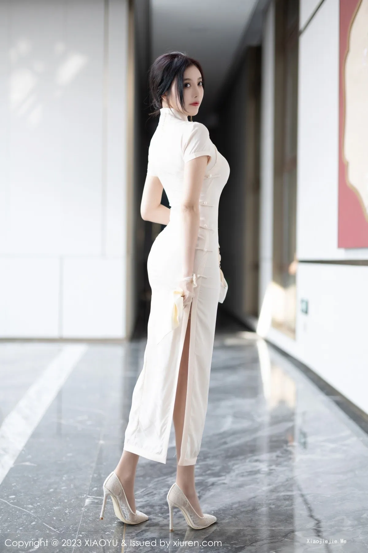 图片[20]-[XiaoYu画语界]Vol.978_女神杨晨晨Yome性感白色典雅旗袍配白丝袜秀丰腴身材诱惑写真85P-blog.zhu.ee