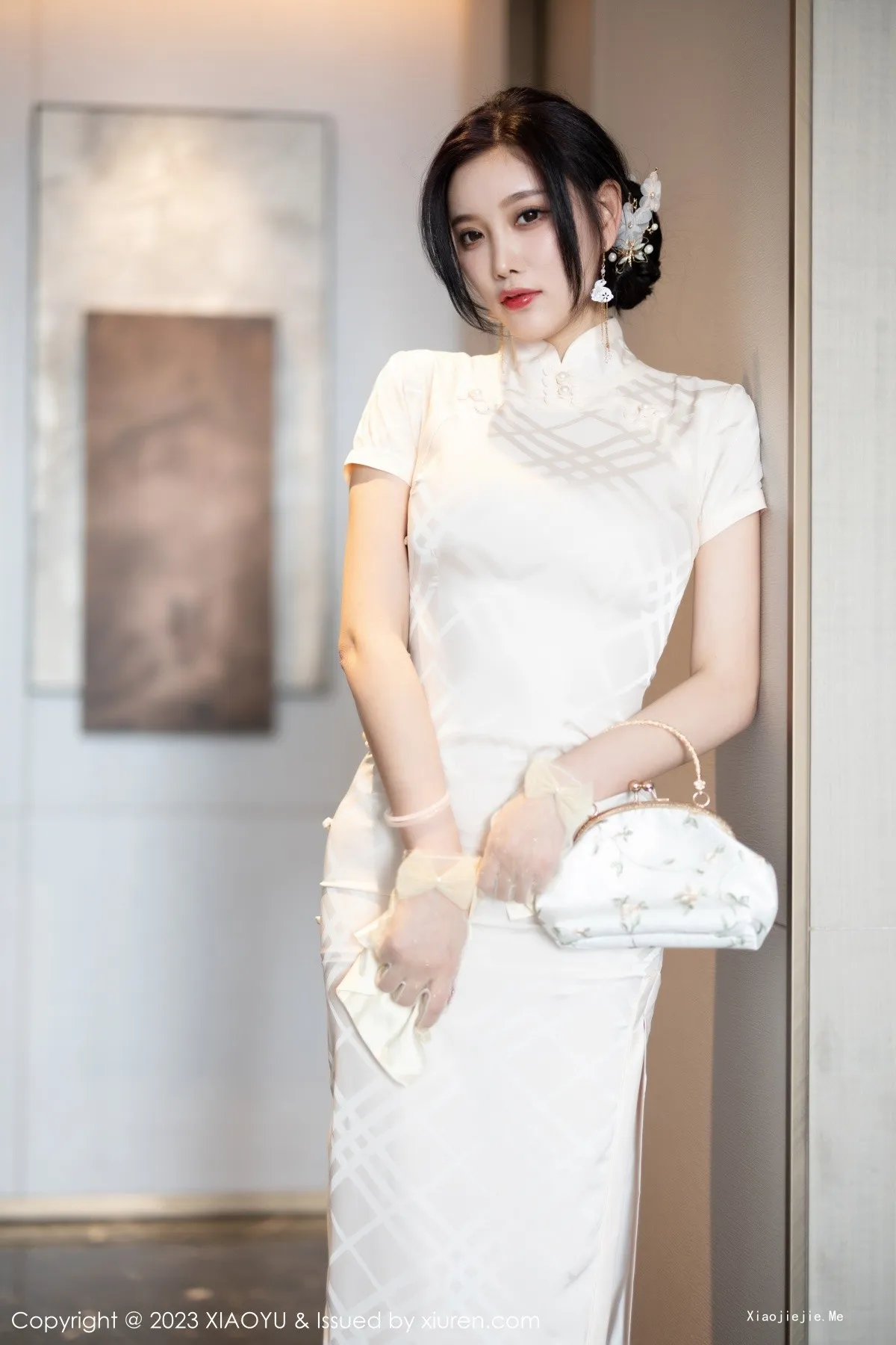 图片[24]-[XiaoYu画语界]Vol.978_女神杨晨晨Yome性感白色典雅旗袍配白丝袜秀丰腴身材诱惑写真85P-blog.zhu.ee