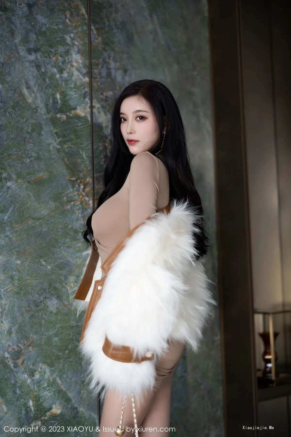 图片[4]-[XiaoYu画语界]Vol.968_女神杨晨晨Yome杏色收身连衣裙配闪亮肉丝秀丰腴身材迷人写真82P-blog.zhu.ee