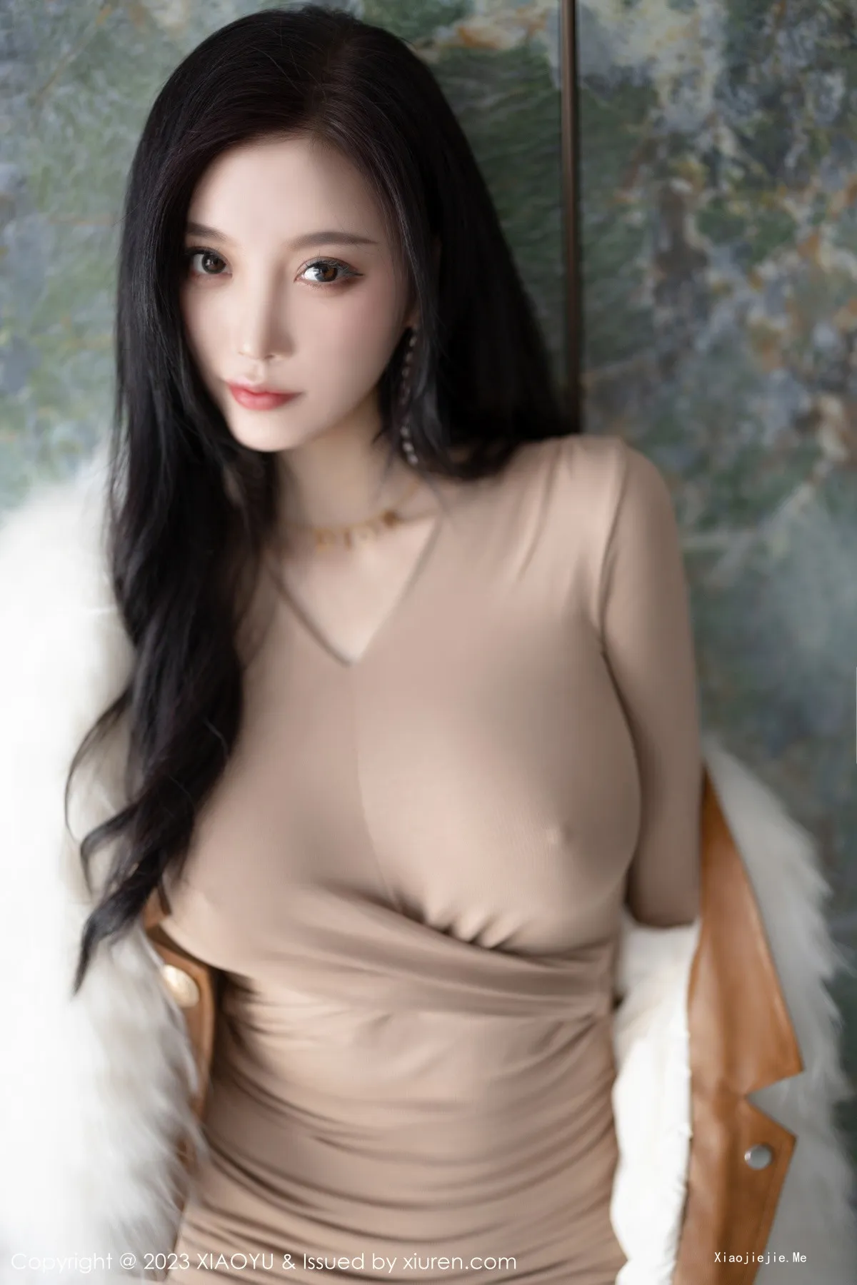 图片[8]-[XiaoYu画语界]Vol.968_女神杨晨晨Yome杏色收身连衣裙配闪亮肉丝秀丰腴身材迷人写真82P-blog.zhu.ee