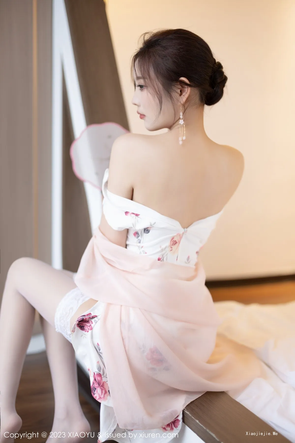 图片[24]-[XiaoYu画语界]Vol.1046_女神杨晨晨Yome性感淡红色蕾丝内衣配白丝吊袜完美诱惑写真87P-blog.zhu.ee