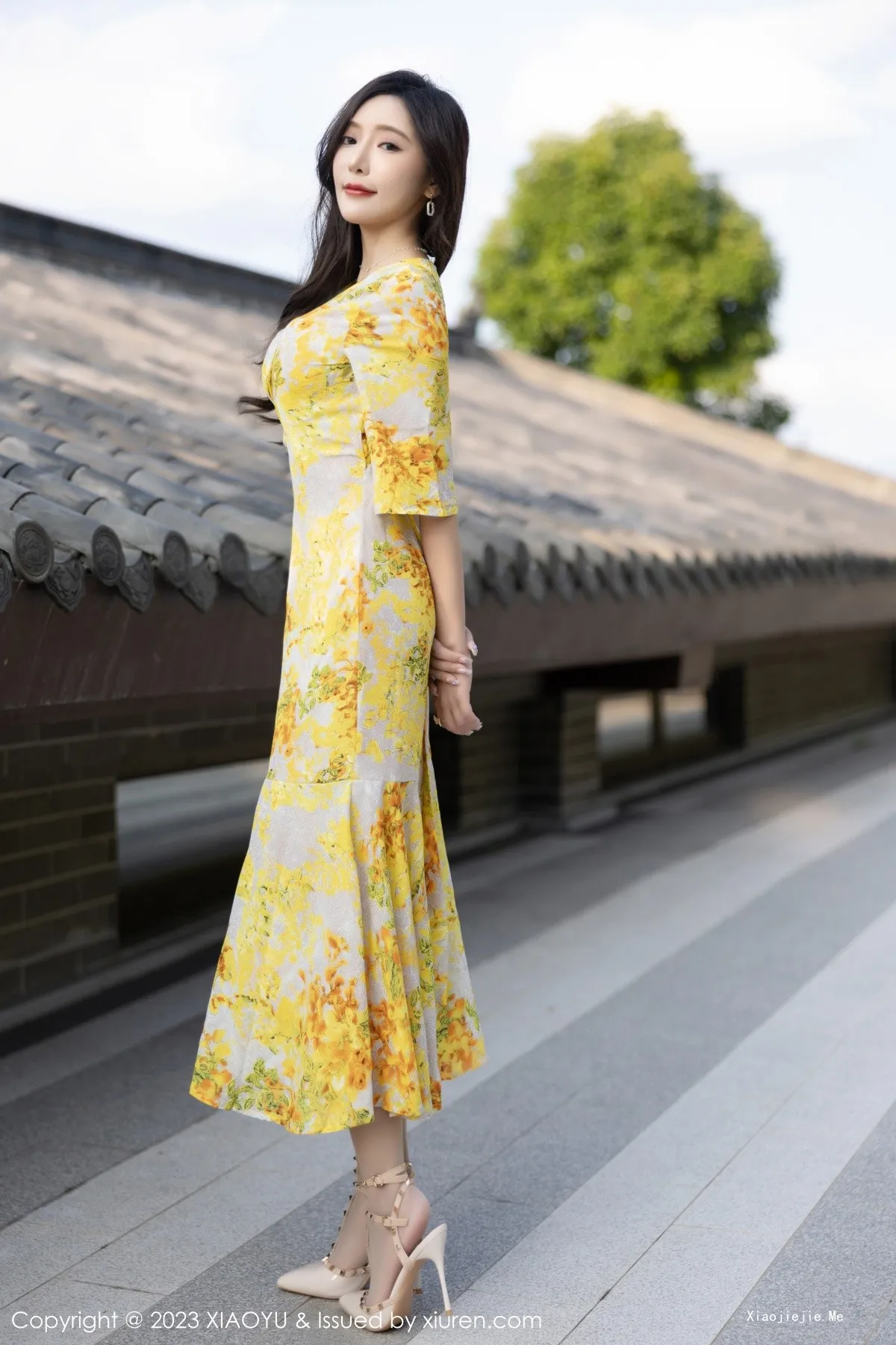 图片[4]-[XiaoYu画语界]Vol.1043_女神王馨瑶yanni脱连衣长裙露白色蕾丝内衣秀曼妙身姿诱惑写真90P-blog.zhu.ee