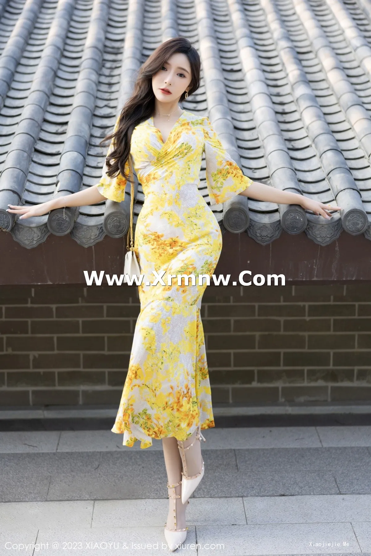 图片[6]-[XiaoYu画语界]Vol.1043_女神王馨瑶yanni脱连衣长裙露白色蕾丝内衣秀曼妙身姿诱惑写真90P-blog.zhu.ee