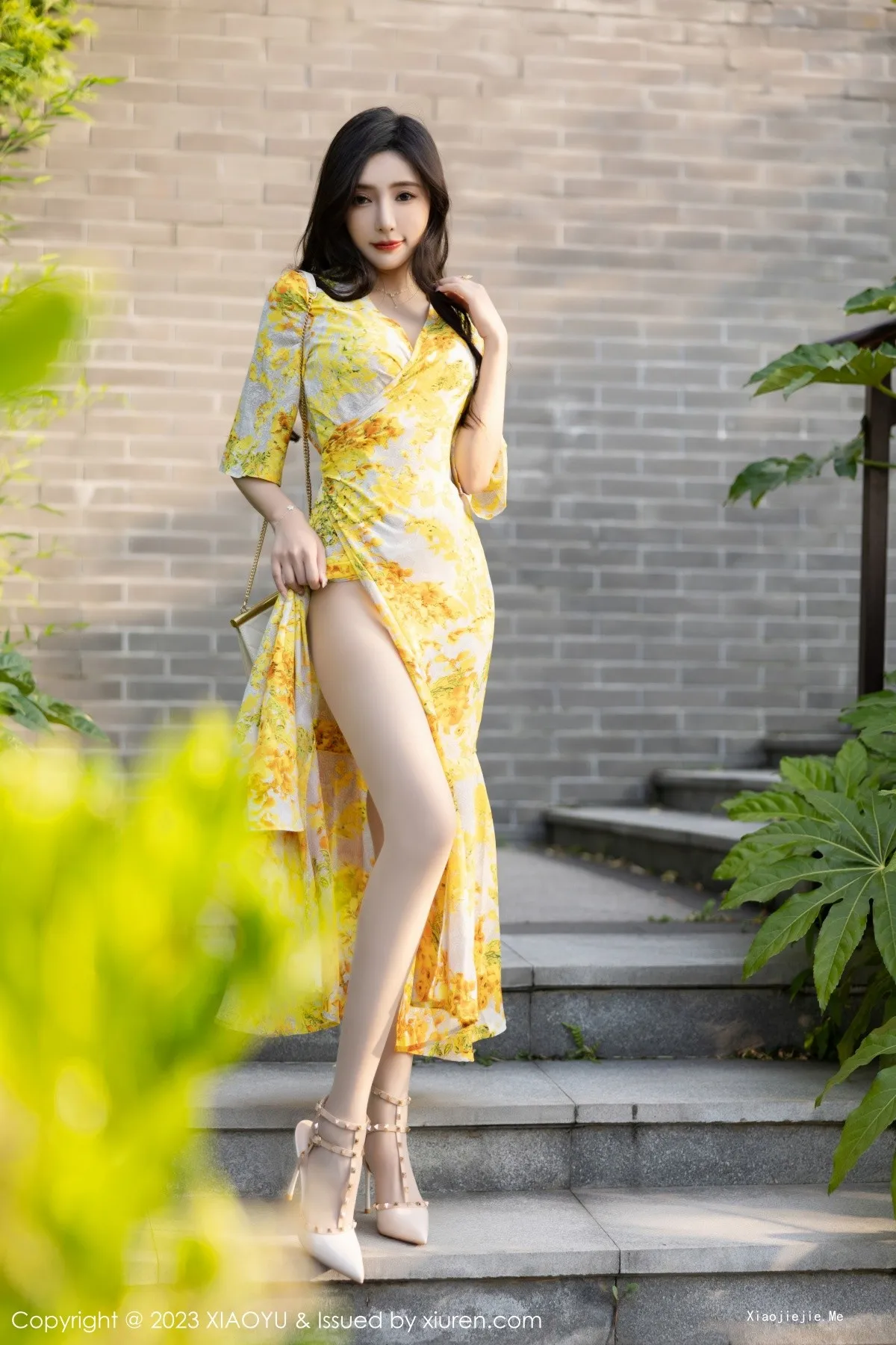 图片[28]-[XiaoYu画语界]Vol.1043_女神王馨瑶yanni脱连衣长裙露白色蕾丝内衣秀曼妙身姿诱惑写真90P-blog.zhu.ee
