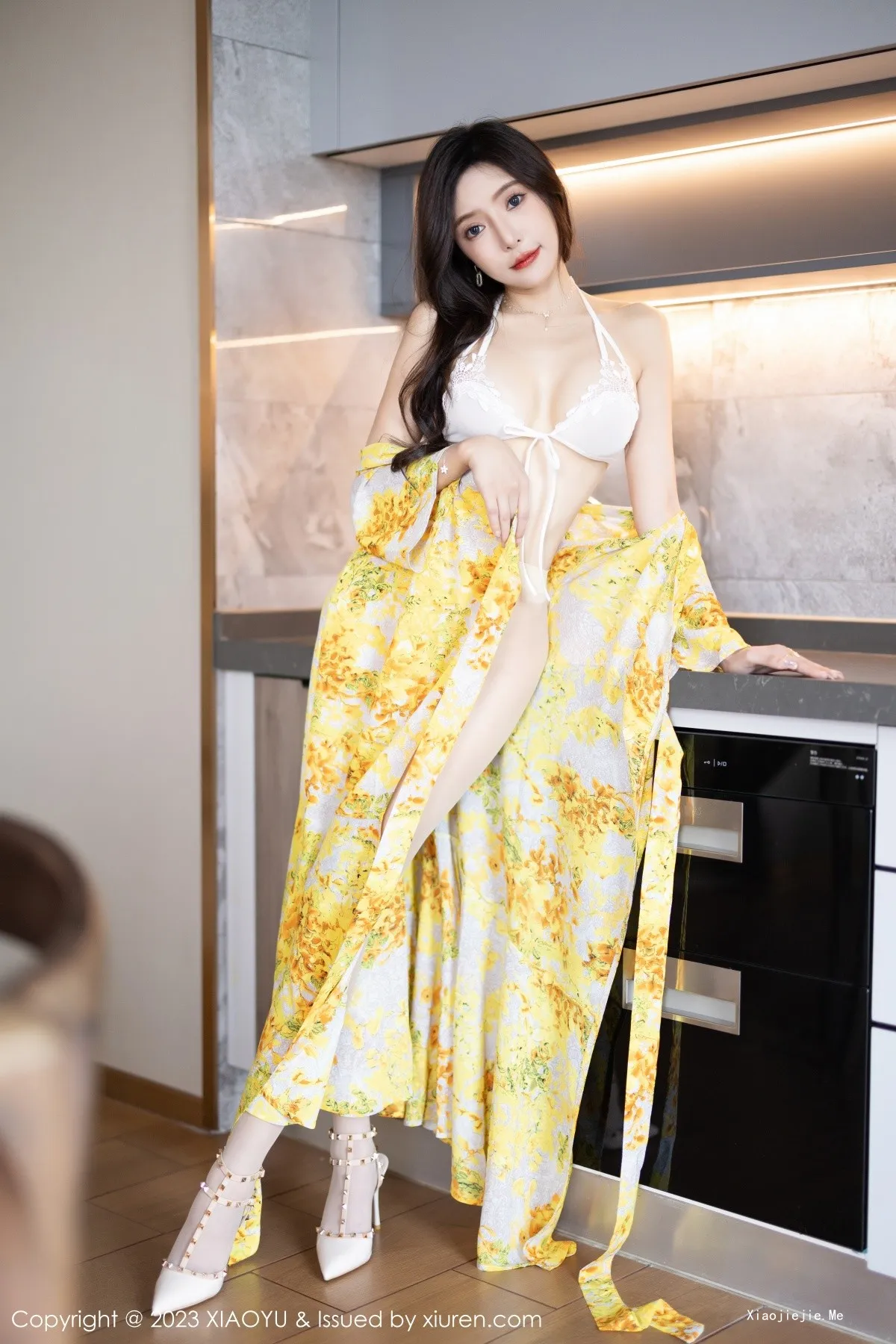 图片[58]-[XiaoYu画语界]Vol.1043_女神王馨瑶yanni脱连衣长裙露白色蕾丝内衣秀曼妙身姿诱惑写真90P-blog.zhu.ee
