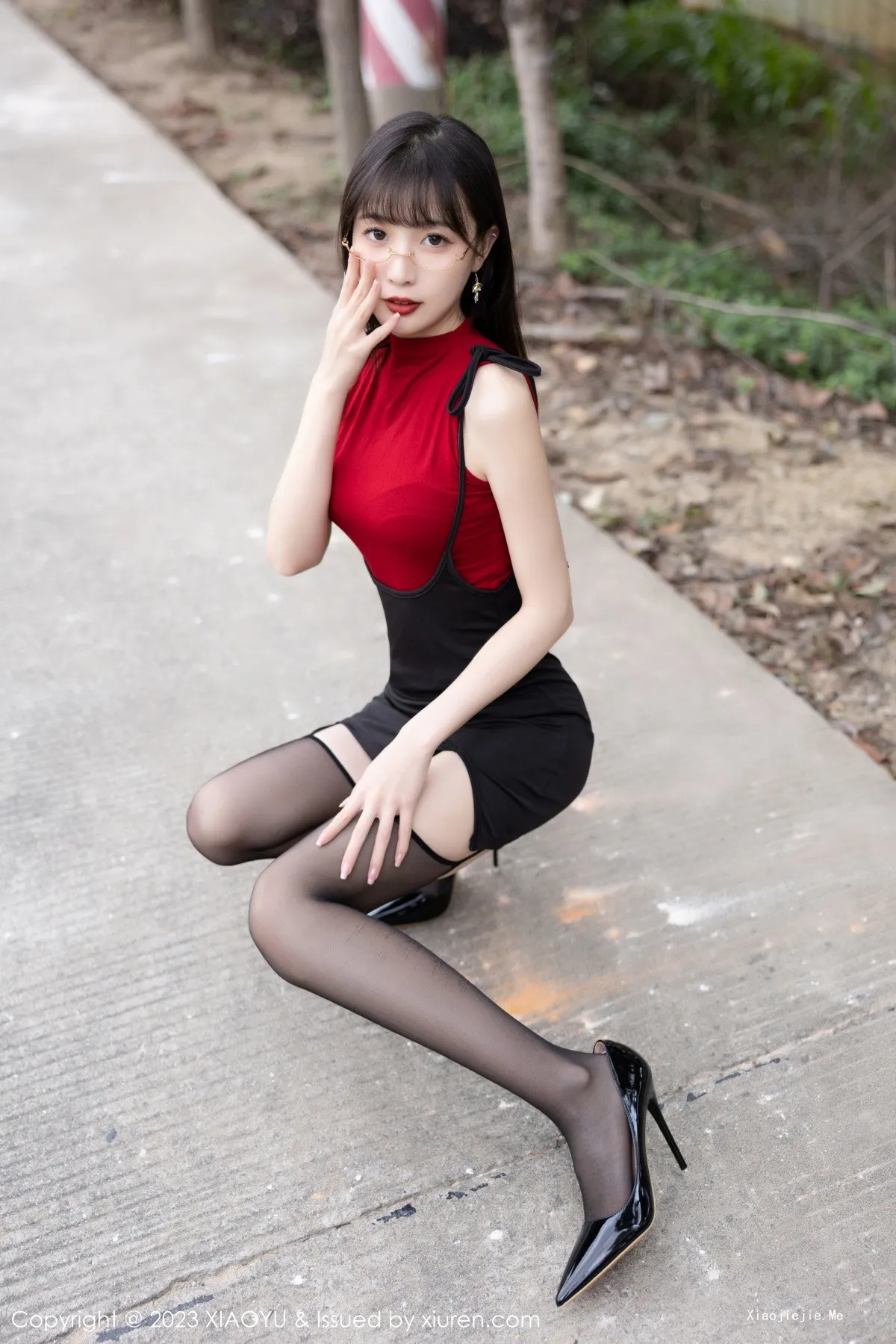 图片[64]-[XiaoYu画语界]Vol.952_女神王馨瑶yanni户外浅灰收身上衣配牛仔裤秀完美身材诱惑写真86P-blog.zhu.ee