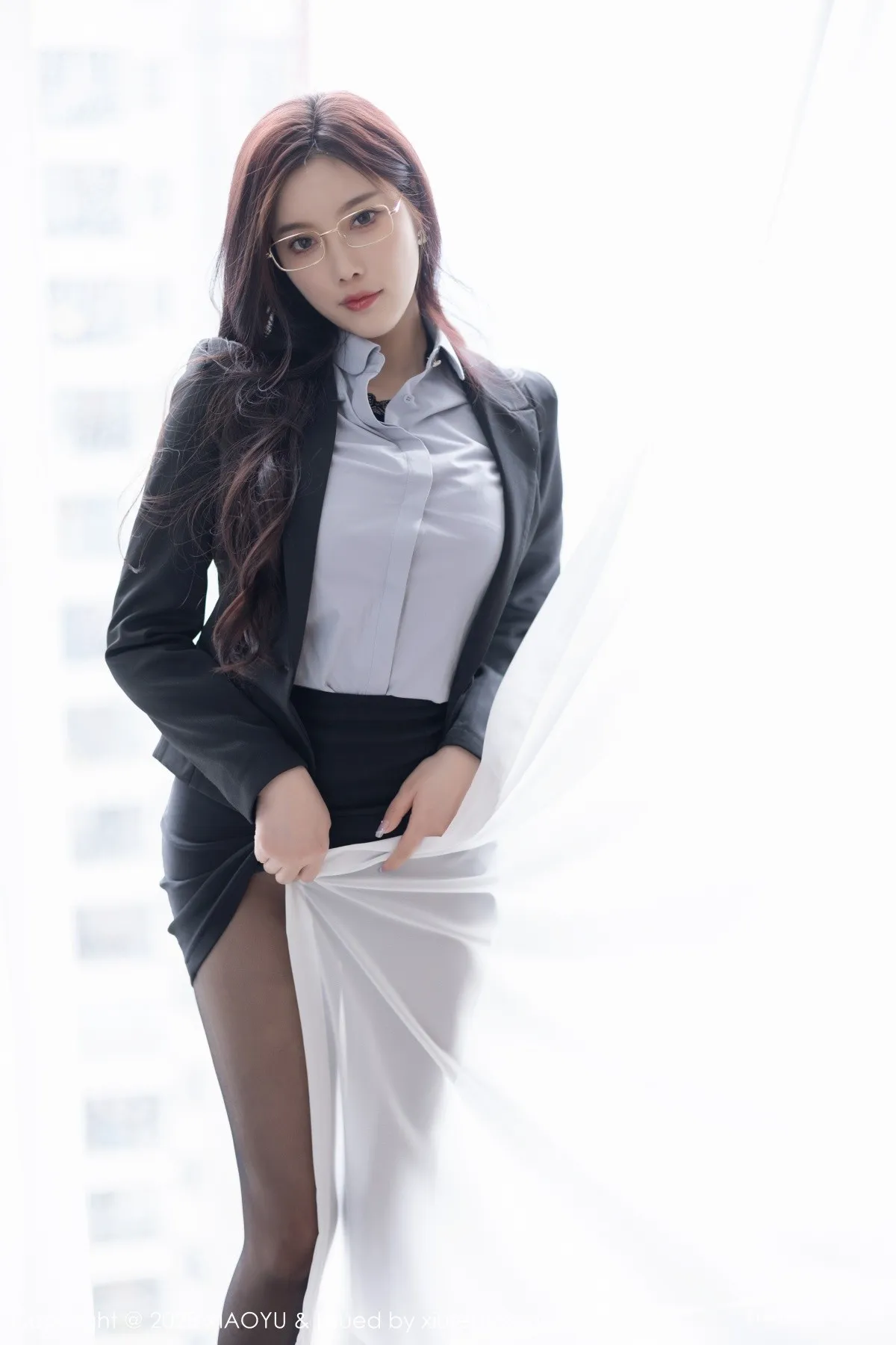 图片[28]-[XiaoYu画语界]Vol.1041_女神杨晨晨Yome职业装露黑色薄纱连体衣秀丰腴身材诱惑写真100P-blog.zhu.ee