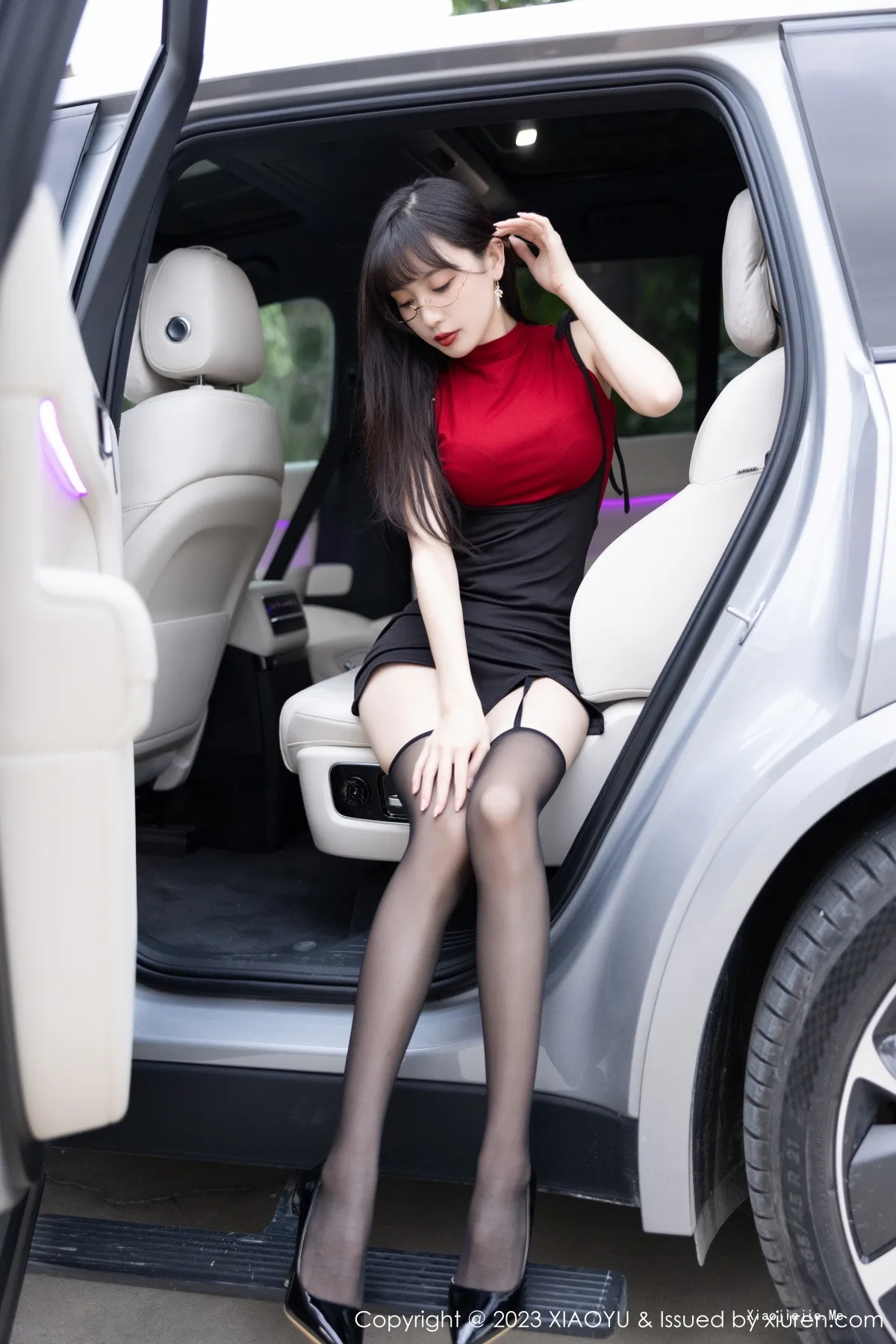 图片[8]-[XiaoYu画语界]Vol.950_模特林星阑户外车拍性感黑色内衣配黑丝吊袜秀曼妙身姿诱惑写真85P-blog.zhu.ee