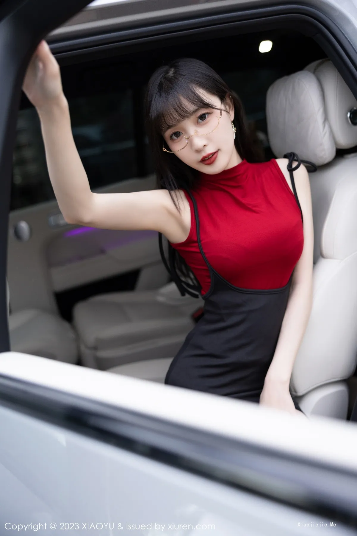 图片[10]-[XiaoYu画语界]Vol.950_模特林星阑户外车拍性感黑色内衣配黑丝吊袜秀曼妙身姿诱惑写真85P-blog.zhu.ee