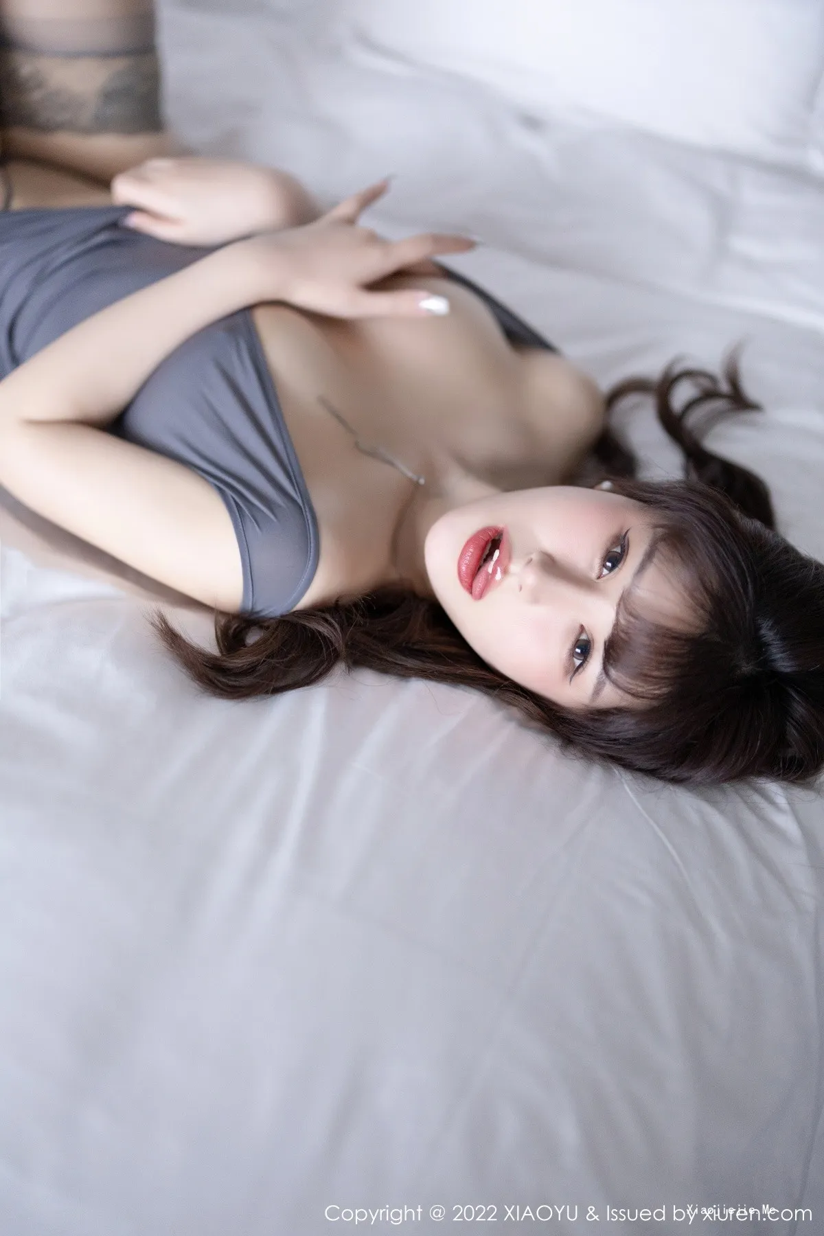 图片[60]-[XiaoYu画语界]Vol.910_模特张欣欣性感灰色开胸服饰配灰色蕾丝袜秀婀娜身姿诱惑写真84P-blog.zhu.ee