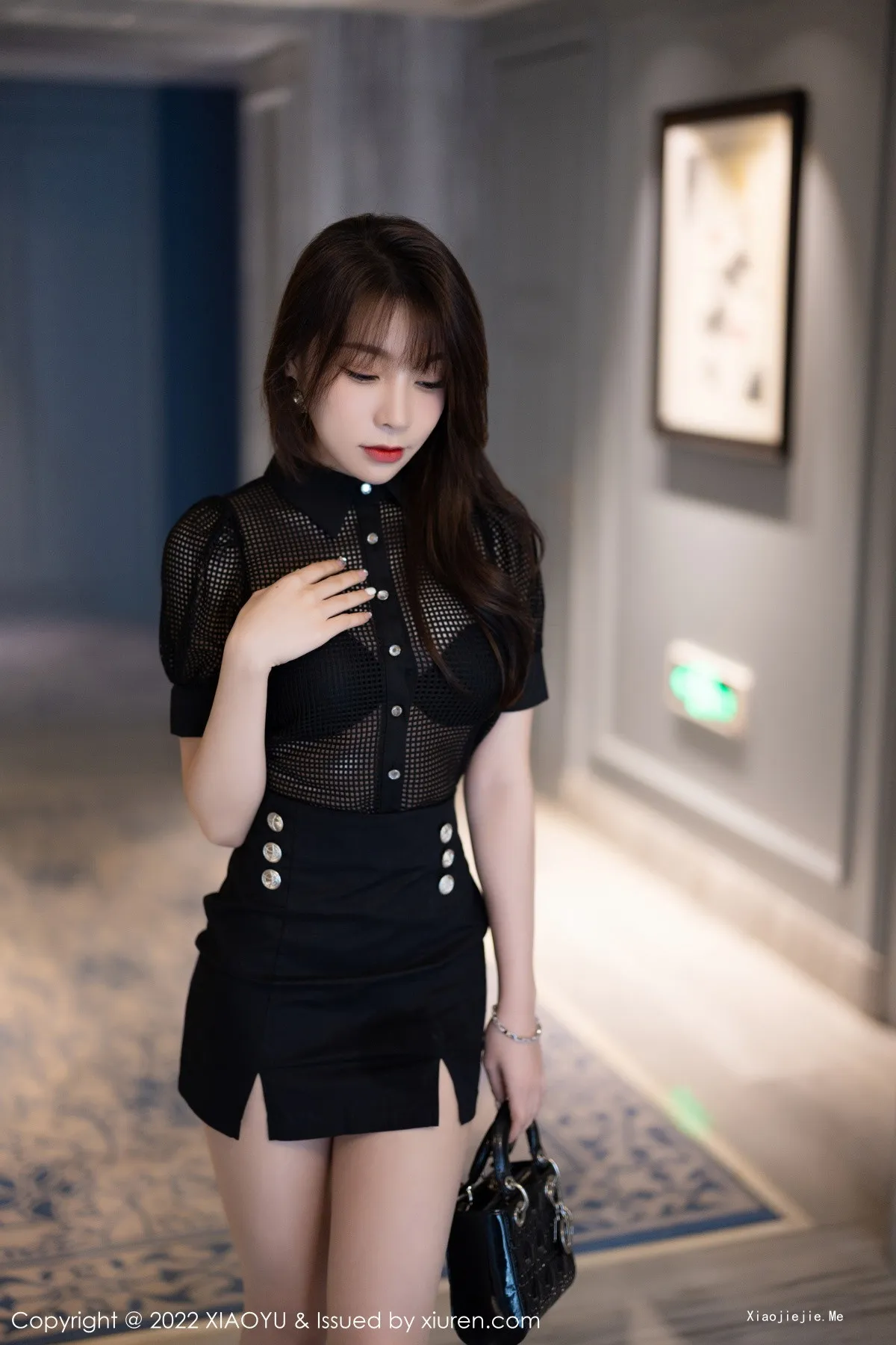 [XiaoYu画语界]Vol.898_女神徐莉芝Booty黑色轻透上衣配黑短裙露性感黑色内衣诱惑写真85P-blog.zhu.ee