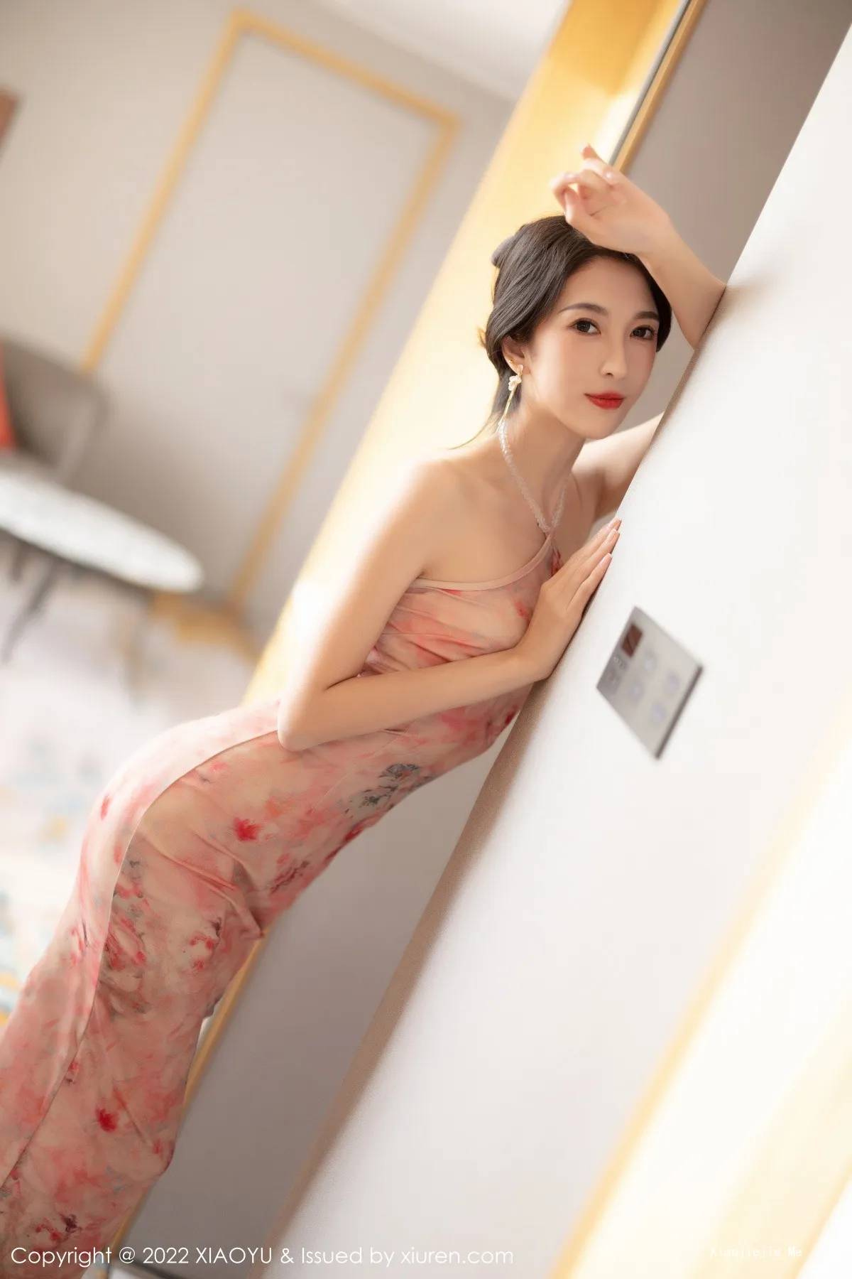 图片[4]-[XiaoYu画语界]Vol.891_模特林乐一半脱浅色花纹连衣长裙露性感内衣肉丝吊袜诱惑写真83P-blog.zhu.ee