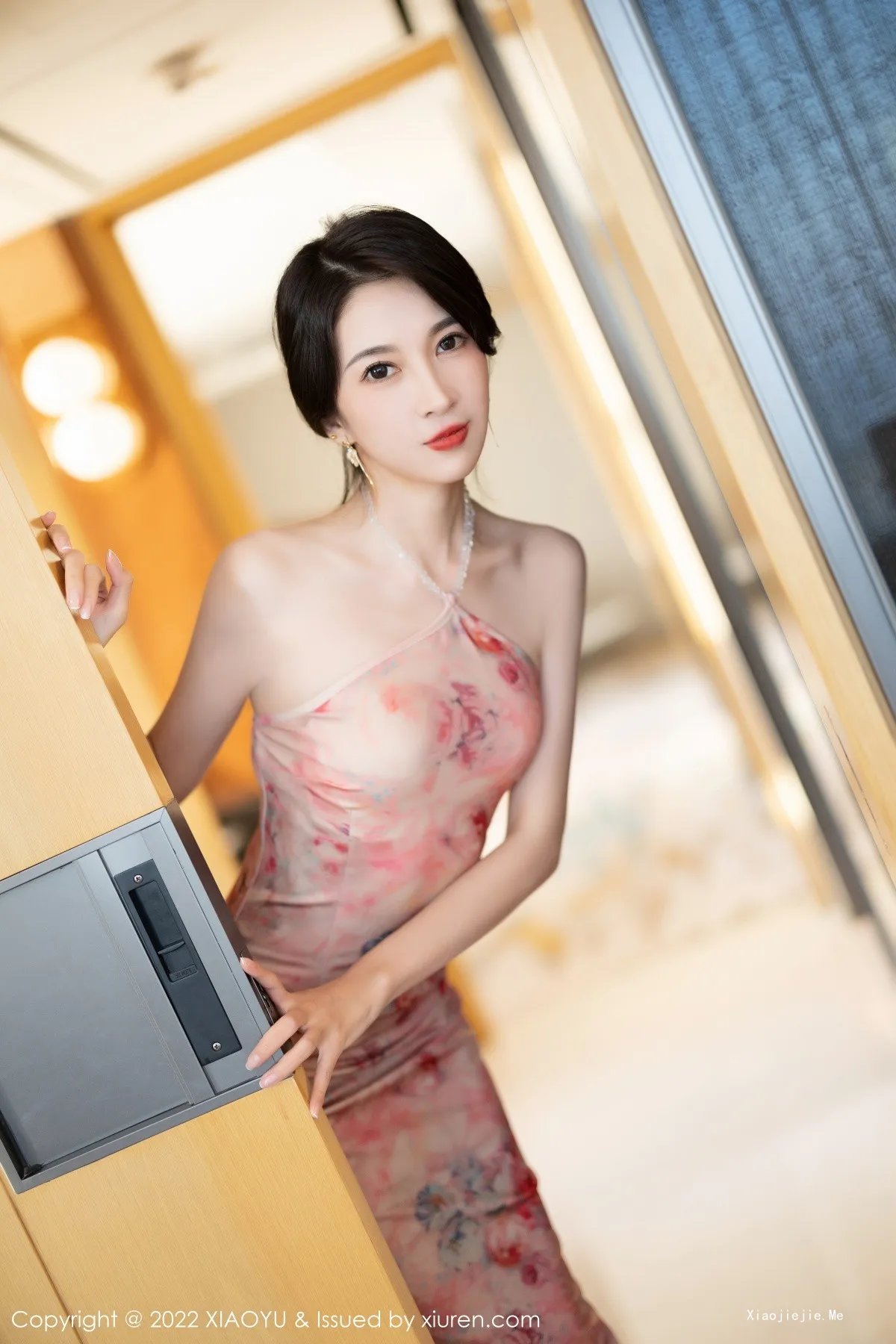 图片[8]-[XiaoYu画语界]Vol.891_模特林乐一半脱浅色花纹连衣长裙露性感内衣肉丝吊袜诱惑写真83P-blog.zhu.ee
