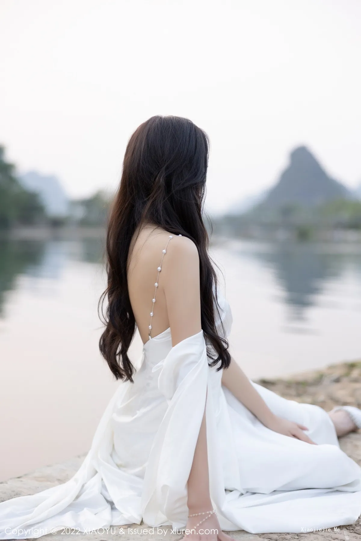 图片[2]-[XiaoYu画语界]Vol.884_女神王馨瑶yanni杭州旅拍户外白色蕾丝内衣配白色丝袜诱惑写真87P-blog.zhu.ee