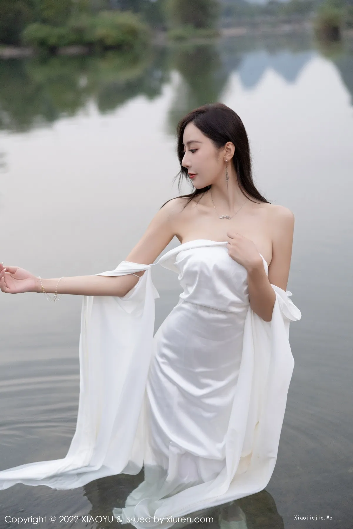 图片[10]-[XiaoYu画语界]Vol.884_女神王馨瑶yanni杭州旅拍户外白色蕾丝内衣配白色丝袜诱惑写真87P-blog.zhu.ee