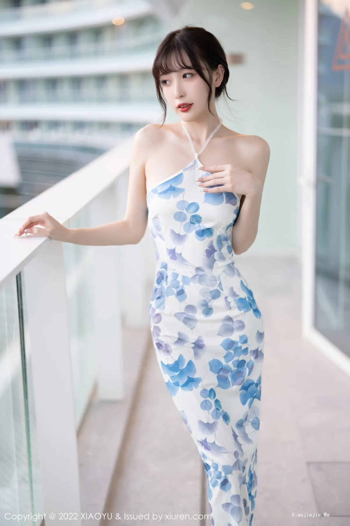 图片[6]-[XiaoYu画语界]Vol.877_模特林星阑性感露肩带图案连衣短配超薄白丝袜秀美腿迷人写真85P-blog.zhu.ee