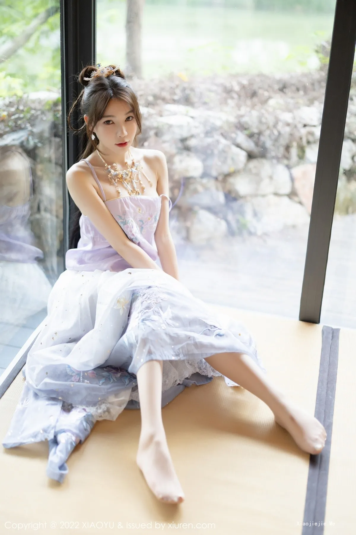 图片[34]-[XiaoYu画语界]Vol.866_女神徐莉芝Booty杭州旅拍浅紫色古装服配超薄无内肉丝诱惑写真94P-blog.zhu.ee