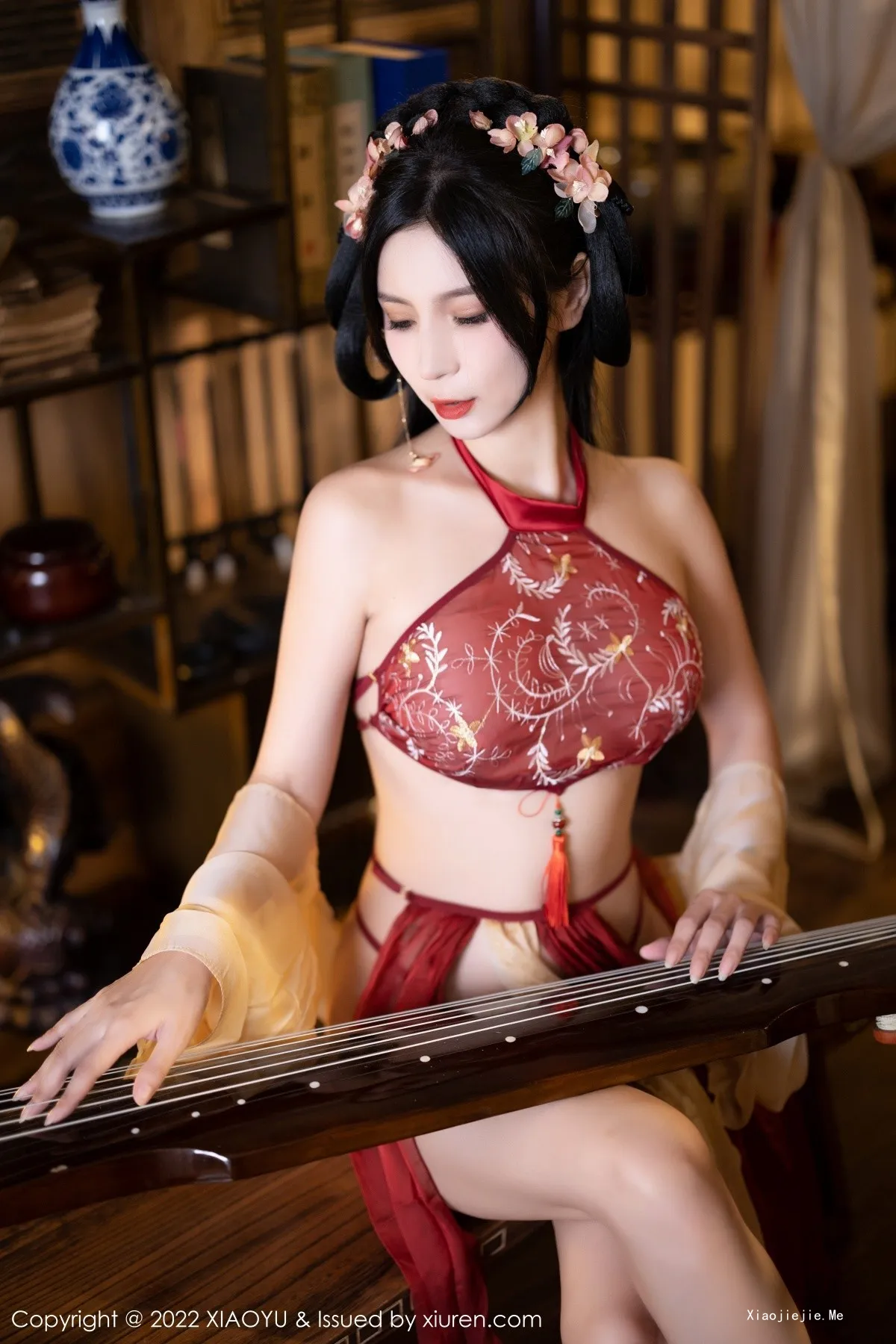 图片[24]-[XiaoYu画语界]Vol.858_模特小蛮妖Yummy杭州旅拍红色丝绸古装服露白嫩肌肤诱惑写真81P-blog.zhu.ee