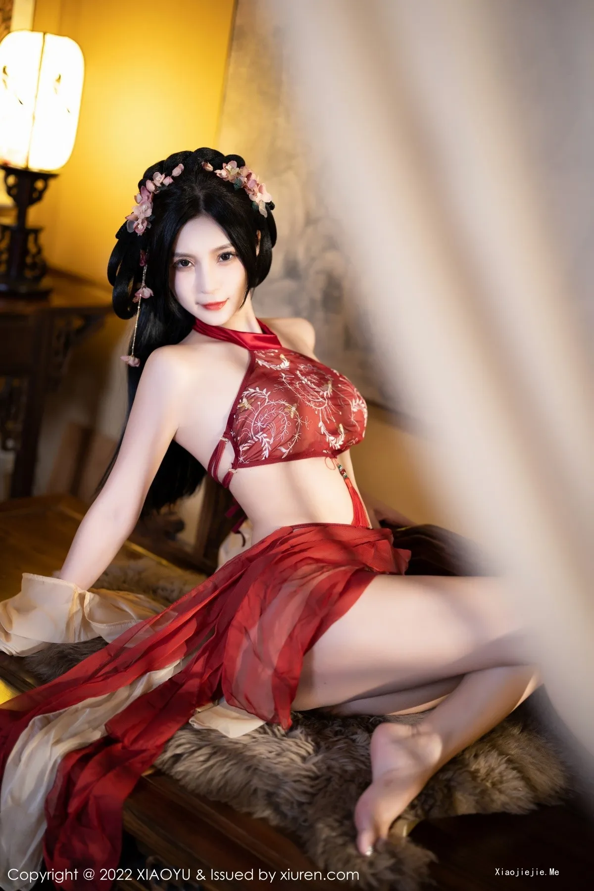 图片[40]-[XiaoYu画语界]Vol.858_模特小蛮妖Yummy杭州旅拍红色丝绸古装服露白嫩肌肤诱惑写真81P-blog.zhu.ee