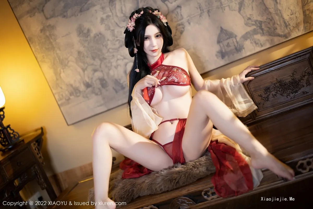 图片[66]-[XiaoYu画语界]Vol.858_模特小蛮妖Yummy杭州旅拍红色丝绸古装服露白嫩肌肤诱惑写真81P-blog.zhu.ee