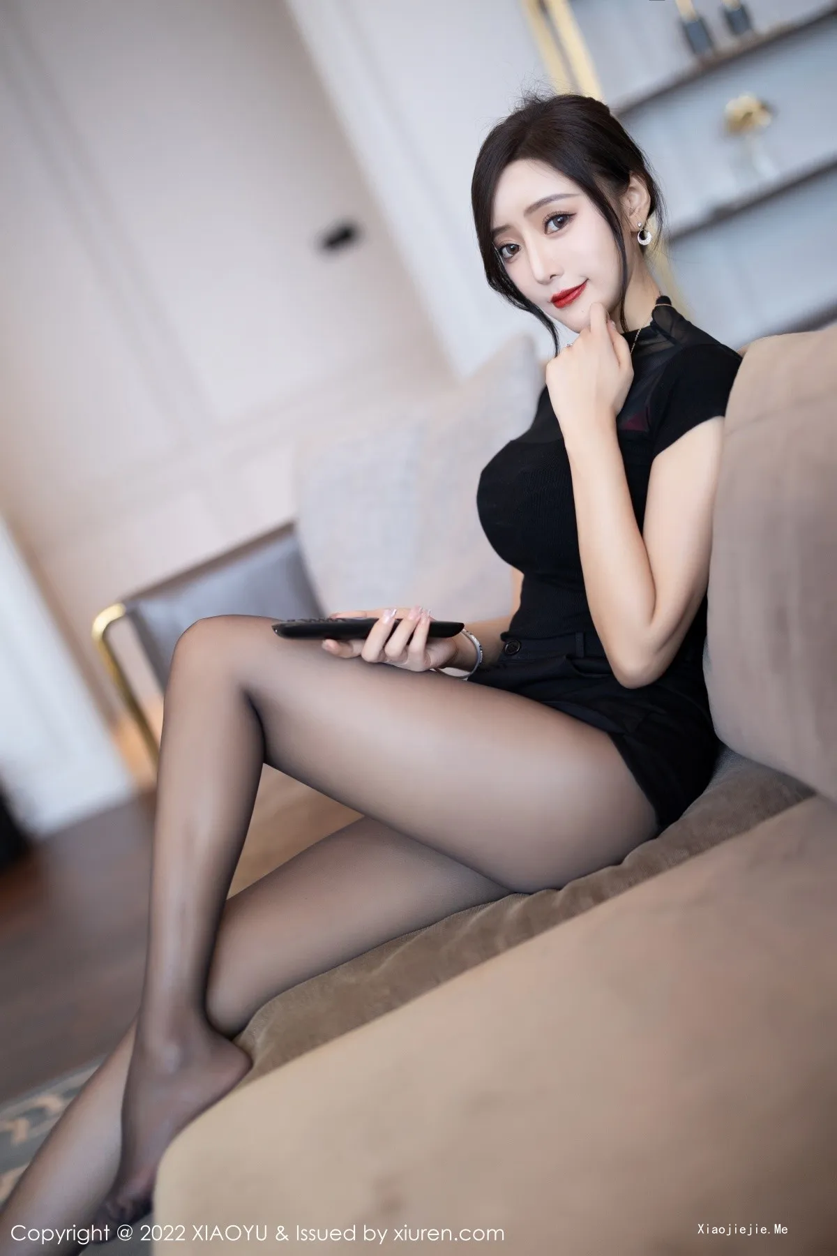 图片[24]-[XiaoYu画语界]Vol.837_女神王馨瑶yanni脱黑色轻透服露性感红色蕾丝内衣迷人诱惑写真83P-blog.zhu.ee