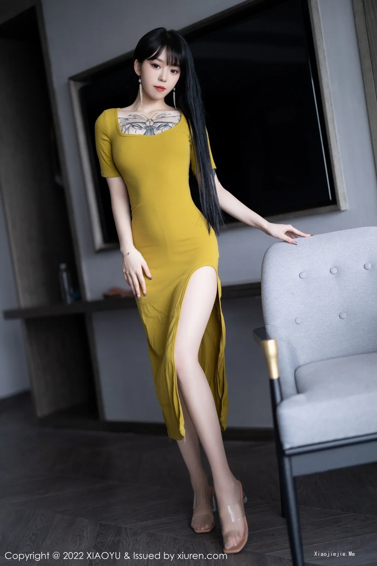 图片[4]-[XiaoYu画语界]Vol.829_模特奶瓶私房淡蓝围裙配超薄白丝半脱露丁字裤秀翘臀诱惑写真0P-blog.zhu.ee