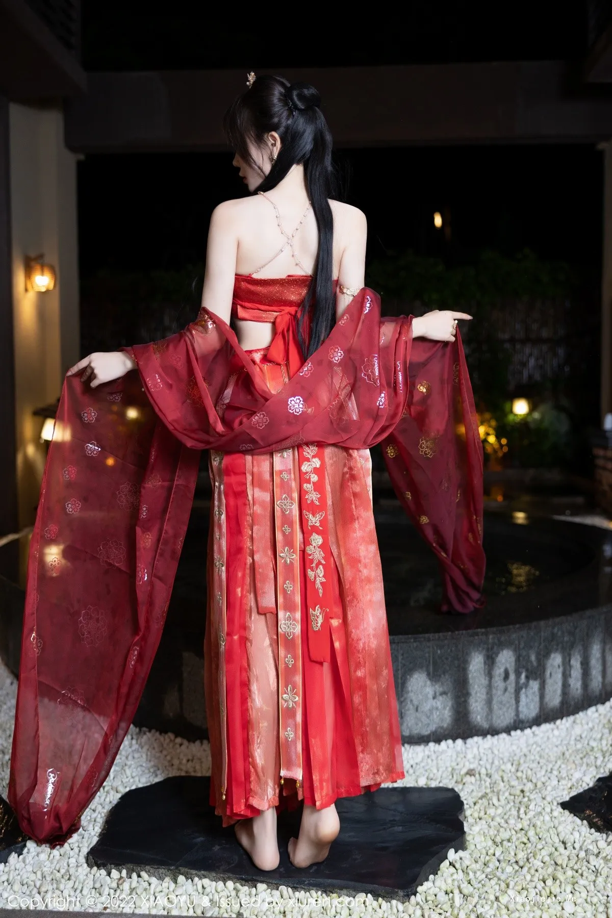 图片[6]-[XiaoYu画语界]Vol.827_女神徐莉芝Booty泳池性感红色轻透古装服饰秀完美身材诱惑写真70P-blog.zhu.ee