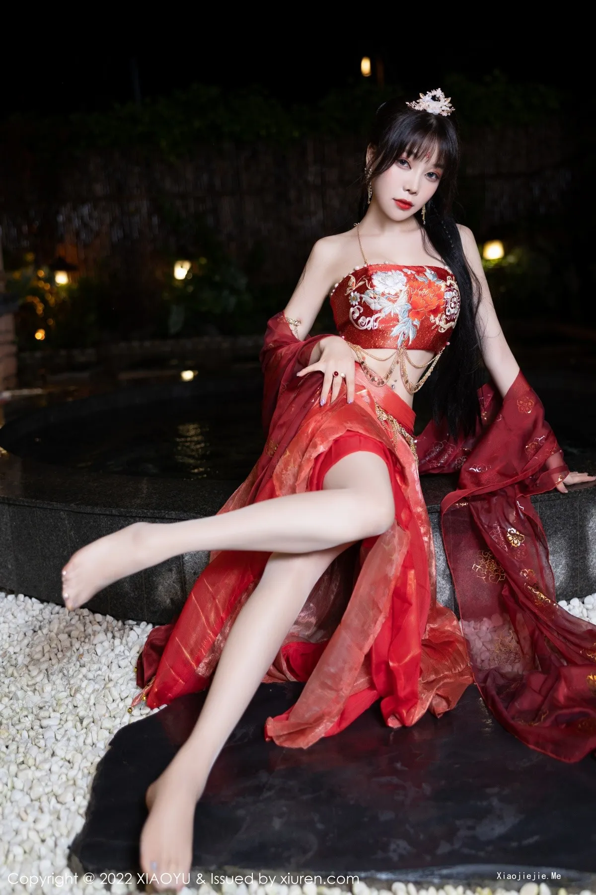 图片[10]-[XiaoYu画语界]Vol.827_女神徐莉芝Booty泳池性感红色轻透古装服饰秀完美身材诱惑写真70P-blog.zhu.ee