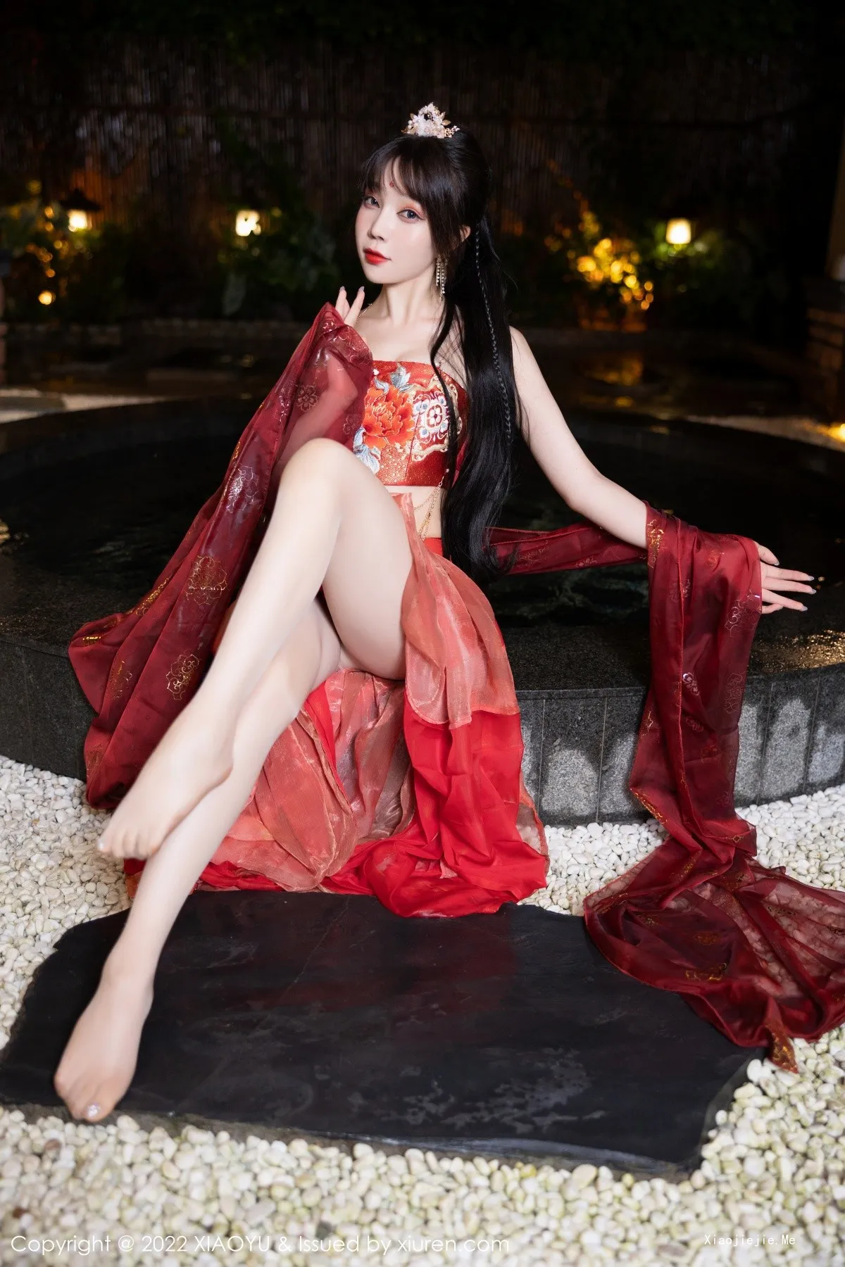 图片[18]-[XiaoYu画语界]Vol.827_女神徐莉芝Booty泳池性感红色轻透古装服饰秀完美身材诱惑写真70P-blog.zhu.ee