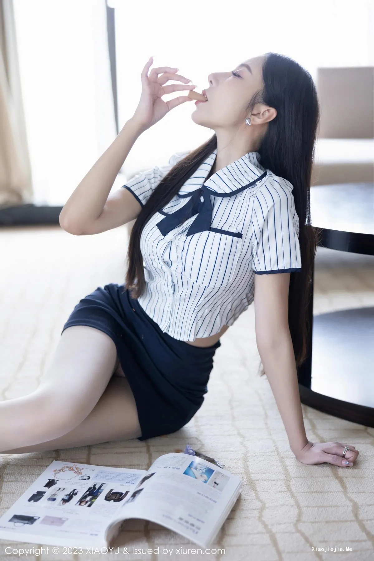 图片[20]-[XiaoYu画语界]Vol.1025_女神王馨瑶yanni白色条纹上衣配深蓝色短裙秀曼妙身姿诱惑写真85P-blog.zhu.ee