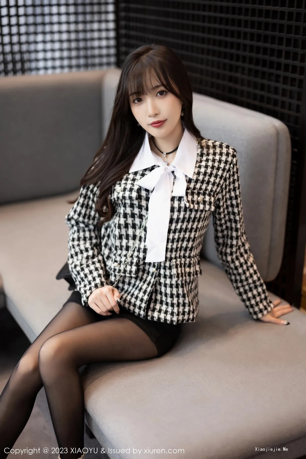 图片[2]-[XiaoYu画语界]Vol.1020_模特林星阑私房半脱露性感黑色内衣配开档黑丝秀美腿诱惑写真90P-blog.zhu.ee