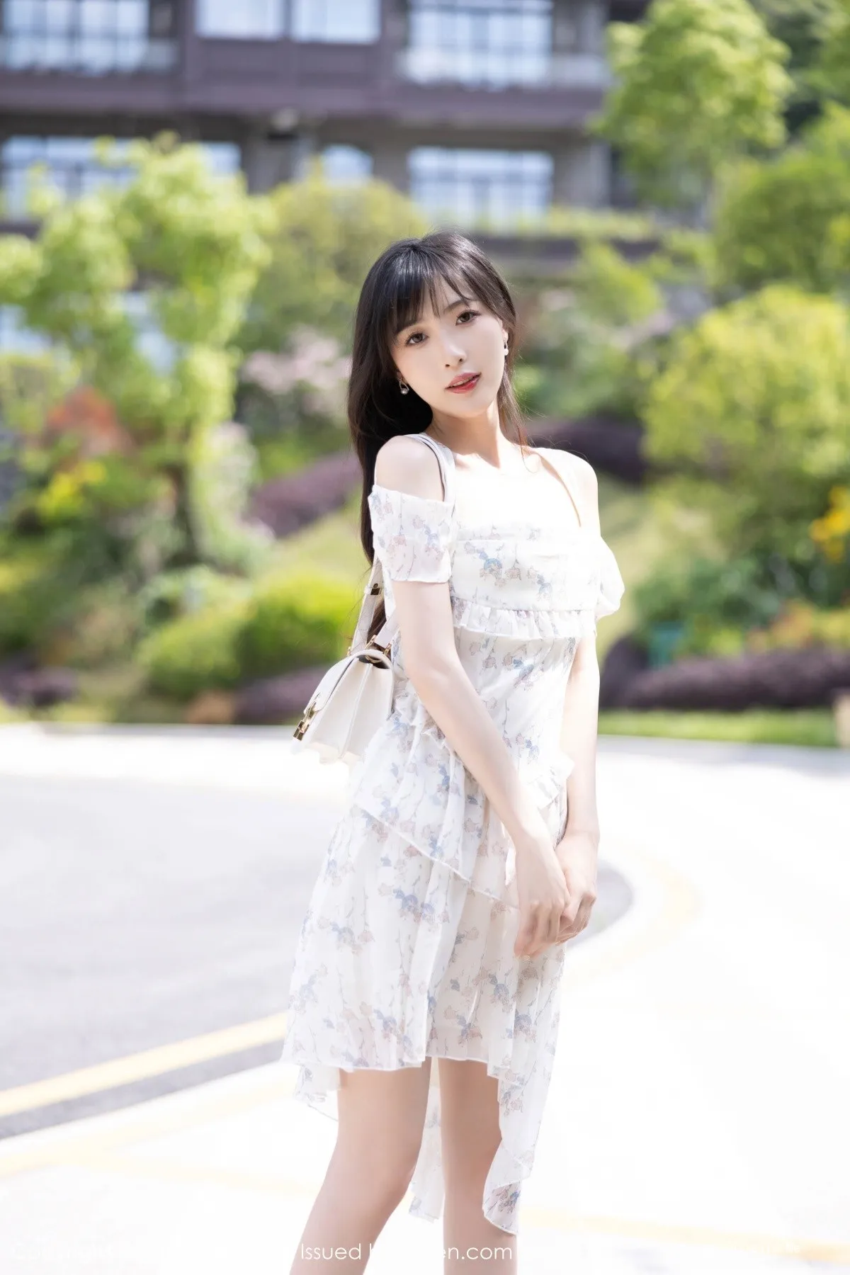 图片[2]-[XiaoYu画语界]Vol.1058_模特林星阑性感白色薄透婚纱服配白丝吊袜秀曼妙身姿诱惑写真80P-blog.zhu.ee