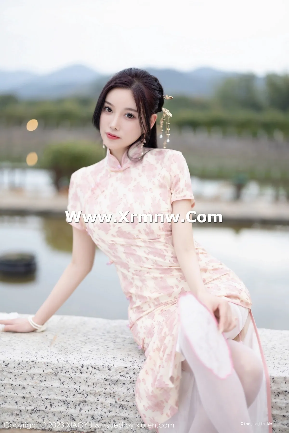 图片[34]-[XiaoYu画语界]Vol.993_女神杨晨晨Yome脱浅色旗袍露白色蕾丝内衣配白丝吊袜诱惑写真90P-blog.zhu.ee