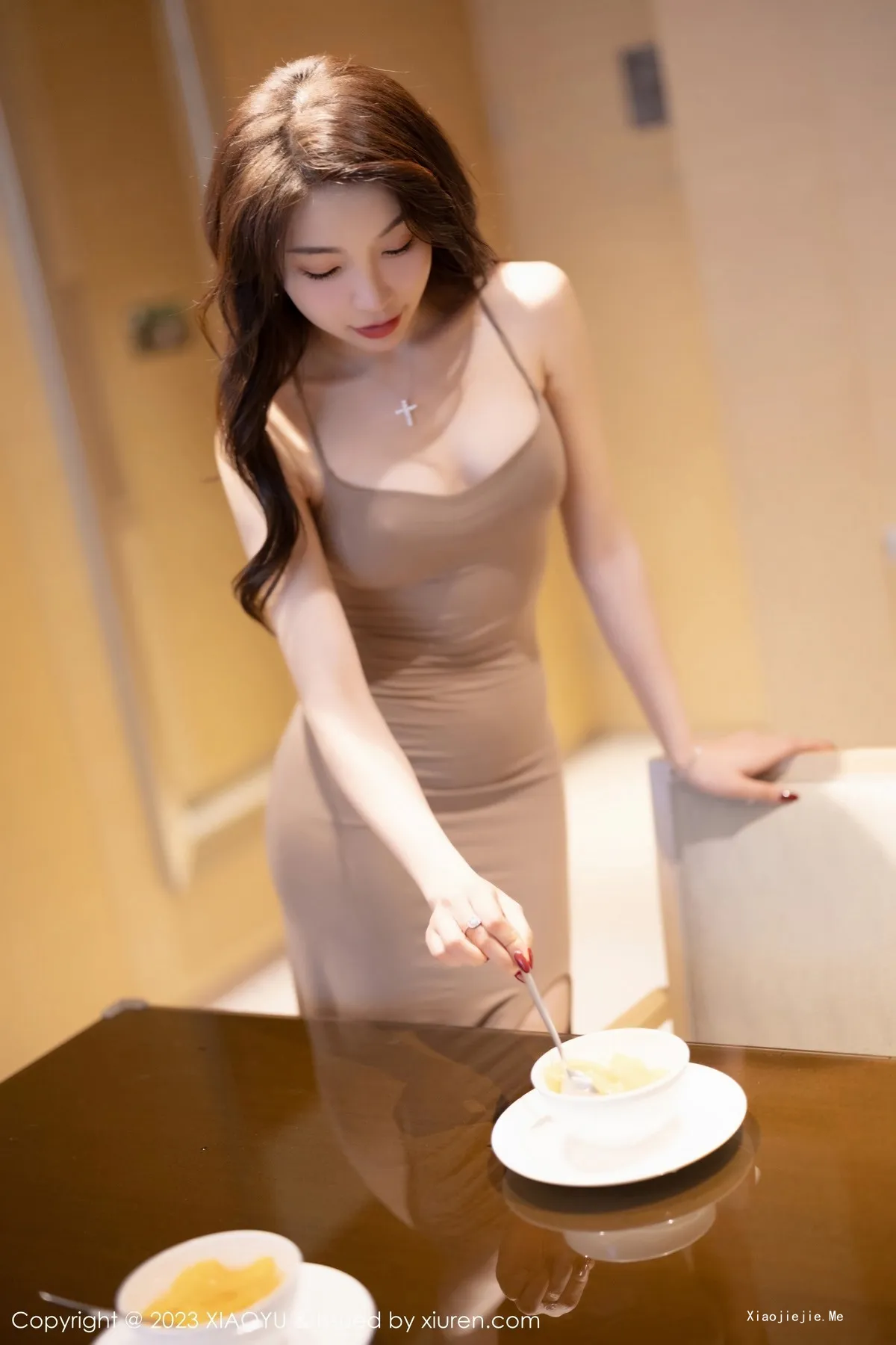 图片[22]-[XiaoYu画语界]Vol.992_女神徐莉芝Booty性感杏色吊带裙配原色丝袜秀曼妙身姿诱惑写真86P-blog.zhu.ee